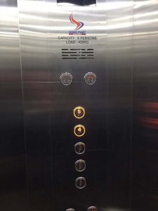 Hướng dẫn sử dụng bảng điều khiển bên trong thang máy Mitsubishi