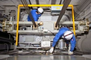 Chế độ bảo trì sửa chữa thang máy Hùng Phát