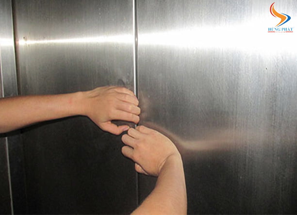 Những sự cố kẹt thang máy thường gặp