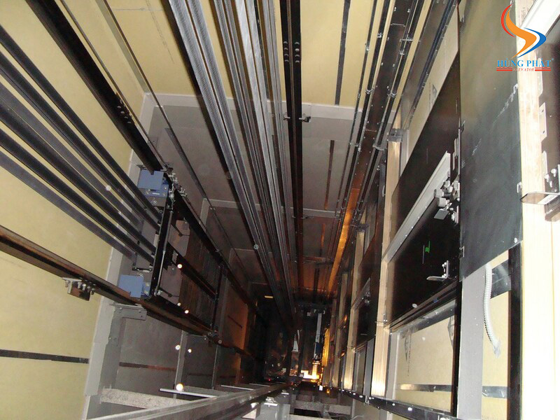 Nhiều khách hàng vẫn phân vân nên dùng hố thang máy khung thép hay cột bê tông 