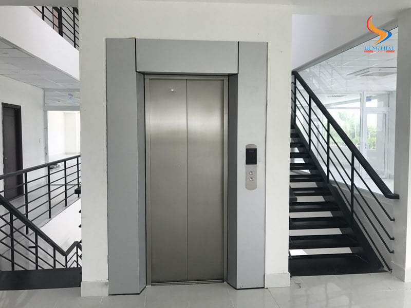 Đặc điểm của thang máy cửa tự động