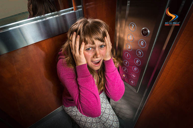 Dấu hiệu nhận biết hội chứng sợ thang máy